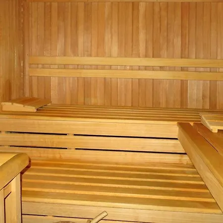 Tatil Evi Sleeps 12 Wifi Spiez