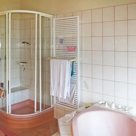 Sleeps 12 Wifi Tatil Evi Spiez